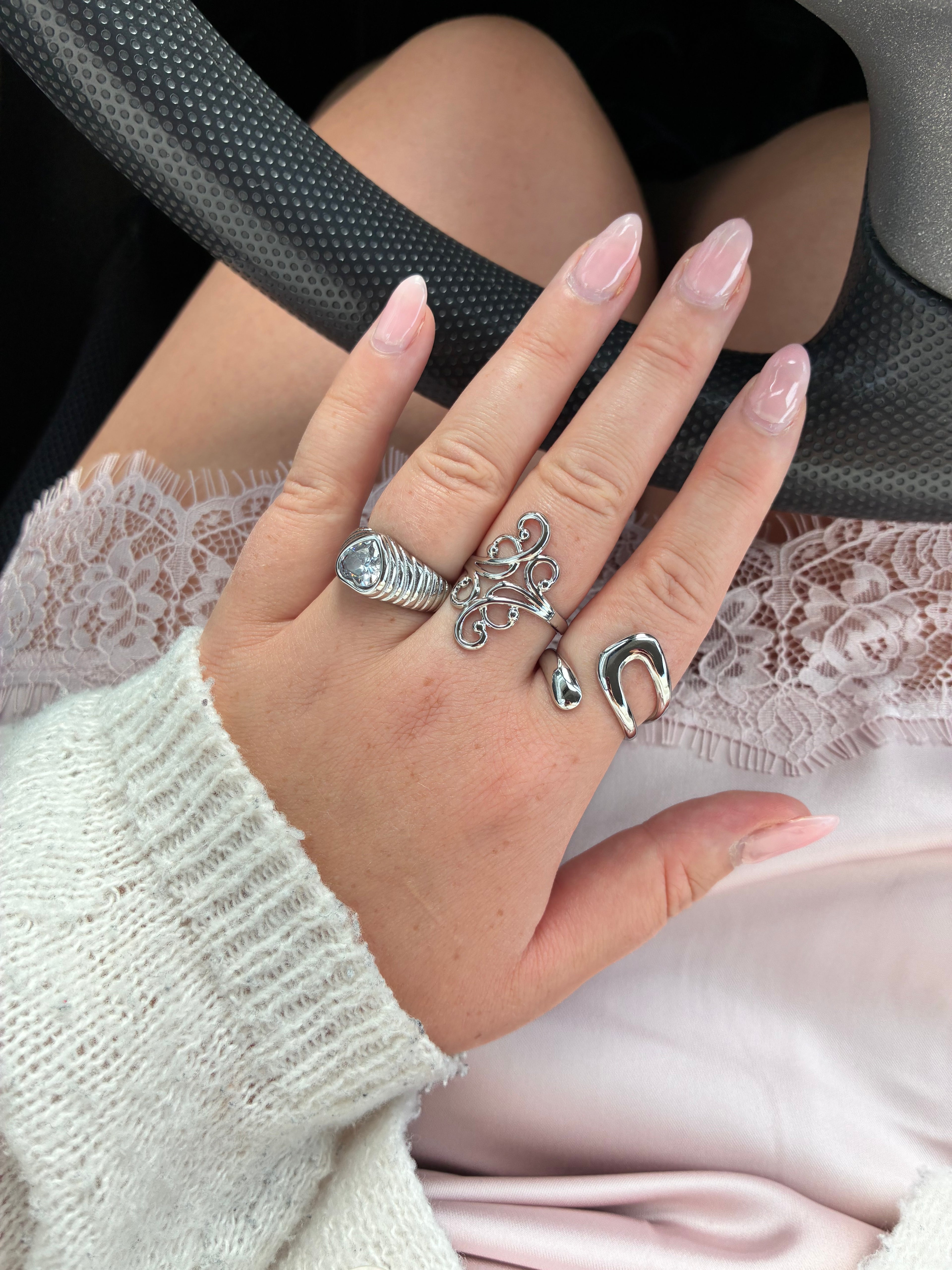 Nora Ring