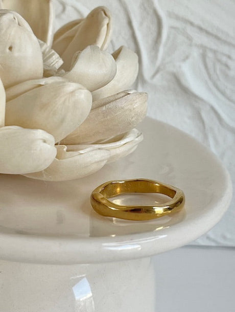 Halo Bold Ring